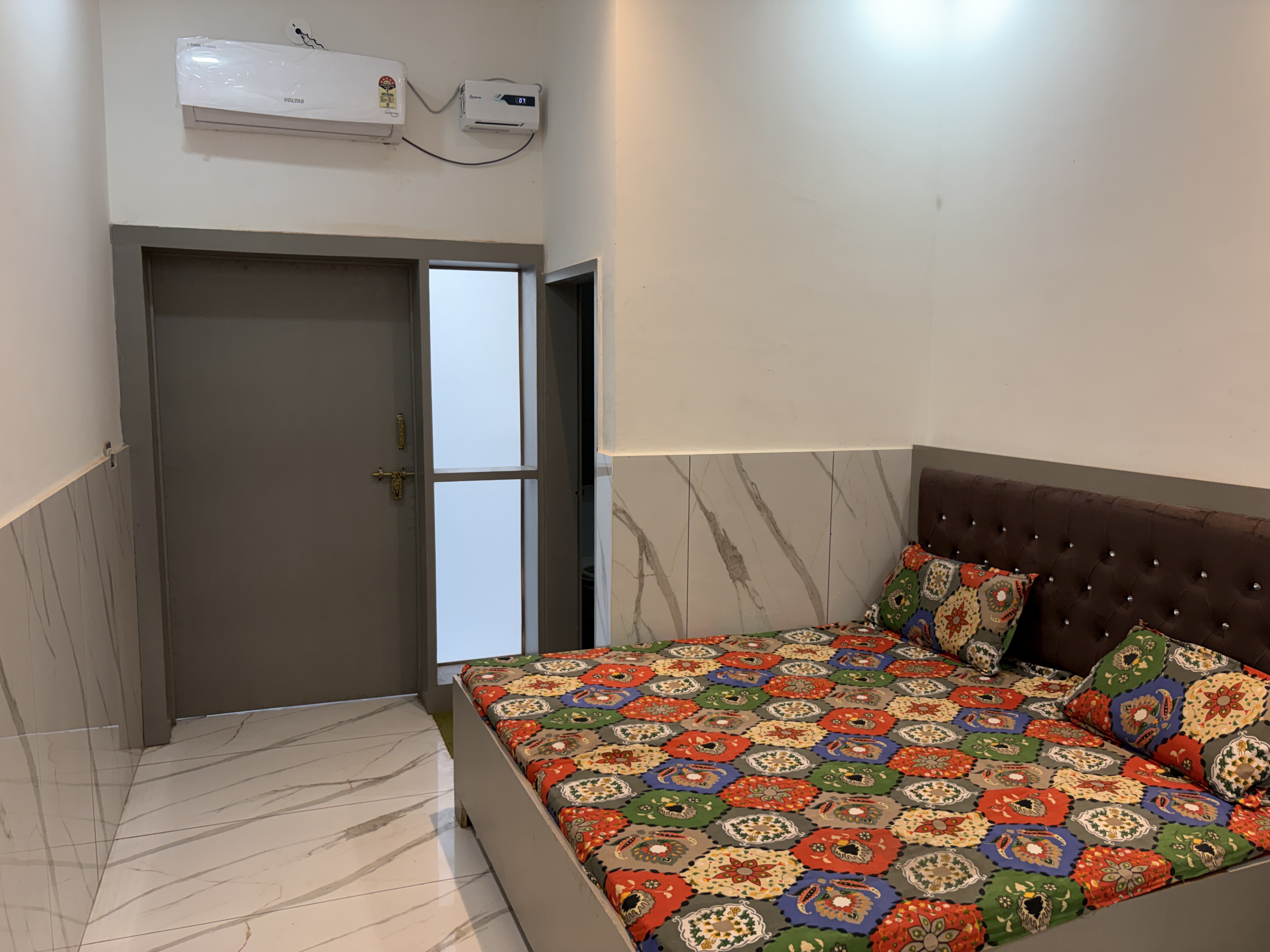 Paathak Complex AC Room