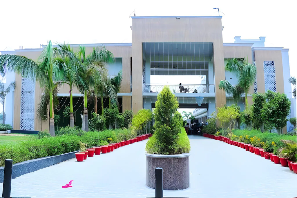 Hotel Raj Garden Exterior