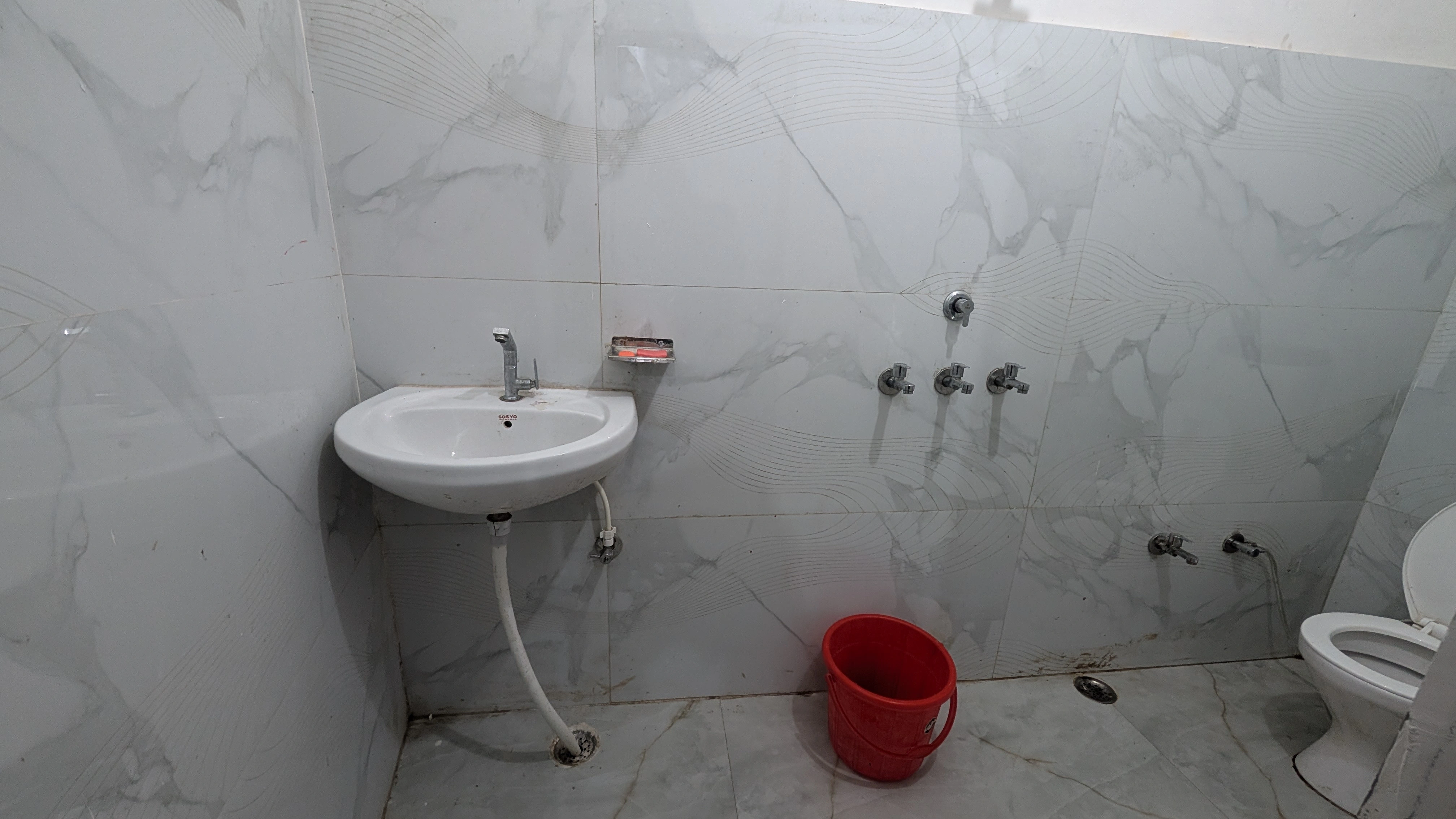 Double Bathroom